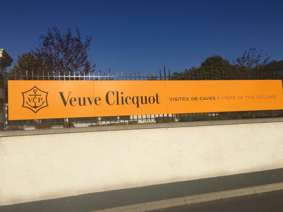 Bedinreims "Burgundy Bottle" 110M2 Exceptional, 4 Chambres Doubles, 2 Bain, Free Park & Wifi, Tout Equipe 외부 사진