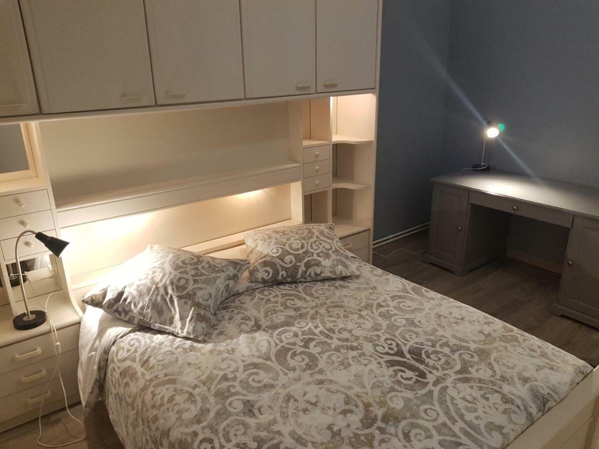 Bedinreims "Burgundy Bottle" 110M2 Exceptional, 4 Chambres Doubles, 2 Bain, Free Park & Wifi, Tout Equipe 외부 사진
